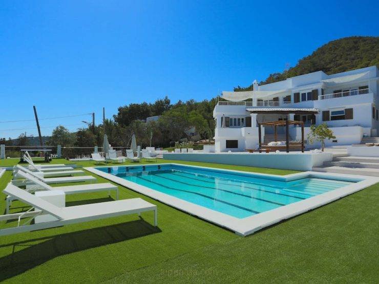 Magnífica Villa de Lujo en Alquiler semanal, en Ibiza, con vistas al mar